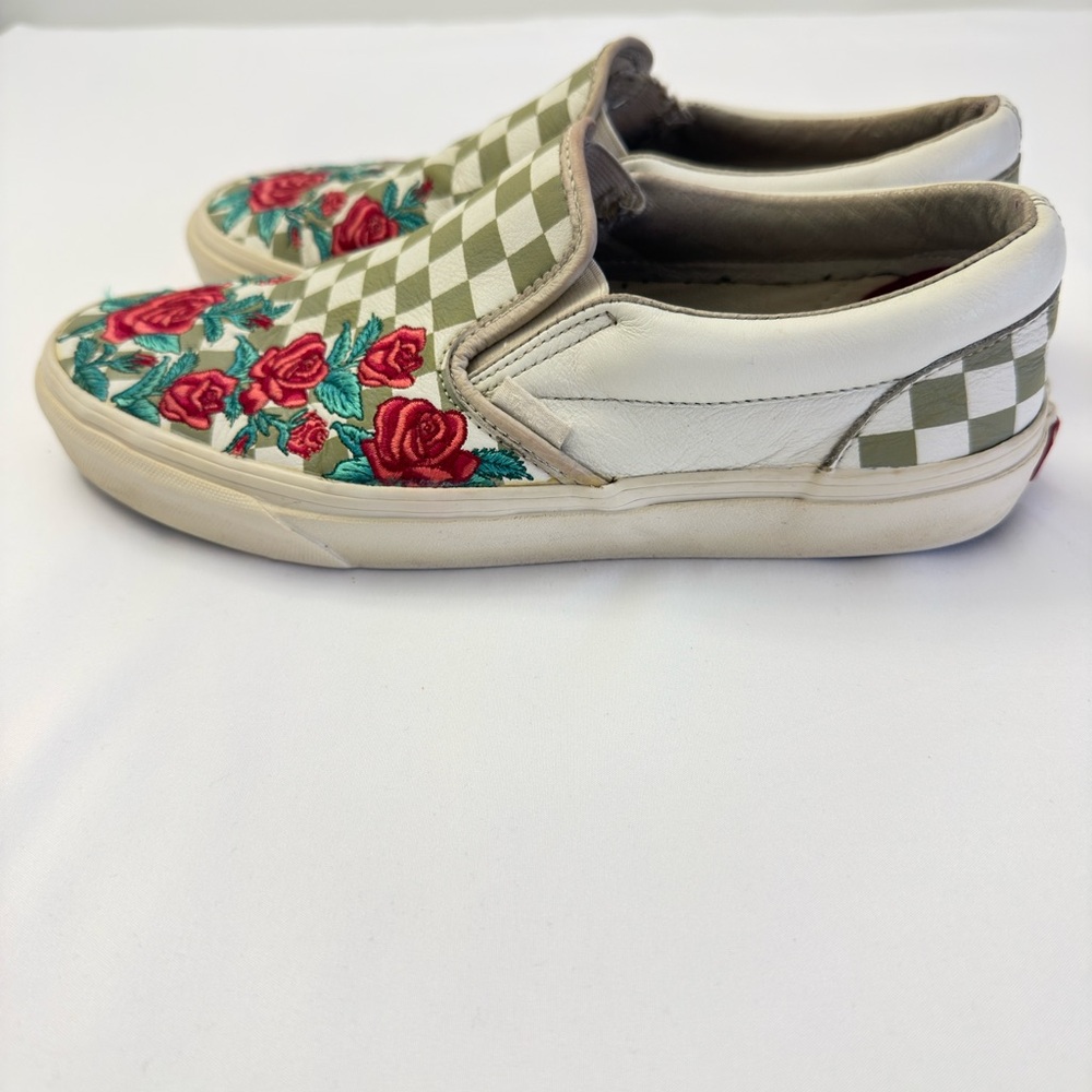 Vans DX Leather Sage & Roses Checkered, Embroidered Rose Slip On Sneaker, Sz 9